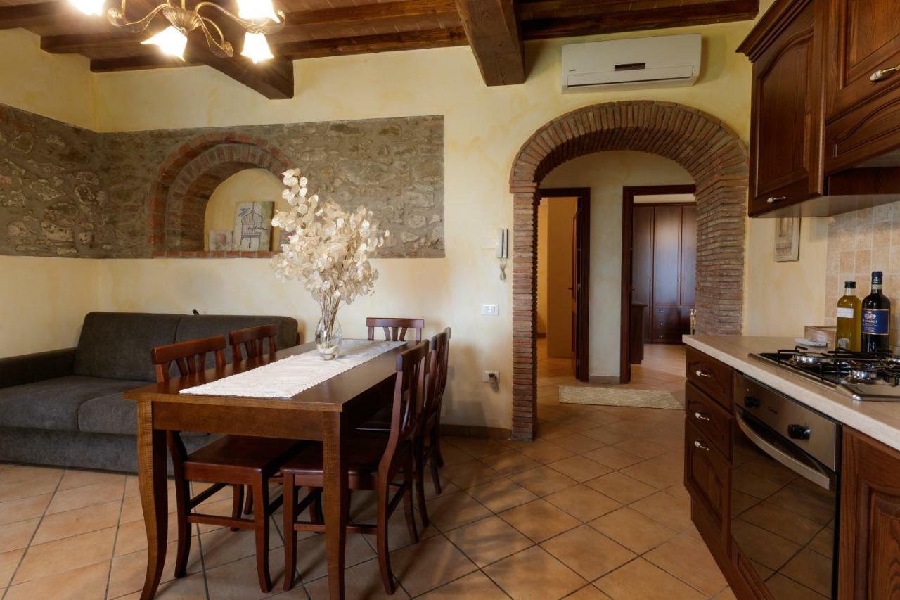 Borgo Dei Gigli Villa Lamporecchio Exteriör bild